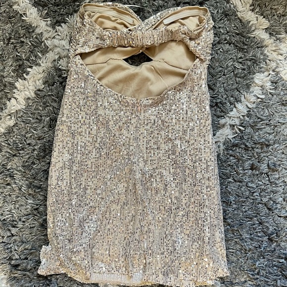 hello molly strapless dress - Picture 2 of 2